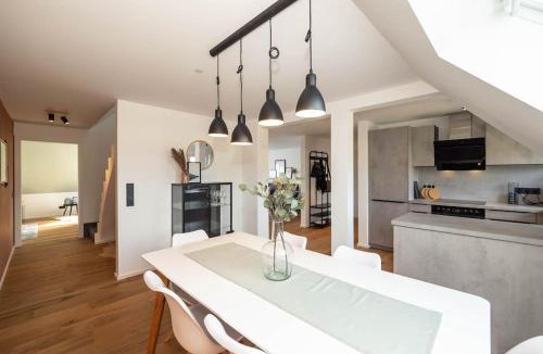 Busingen am Hochrhein Apartment | Design Maisonette Wohnung am Rhein Loggia Garage 1000Mbits
