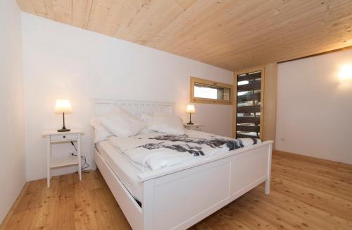 Zillis Apartment | La Grobla - Die ruhige & heimelige Ferienwohnung