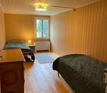 Prato Ski Chalet | Casa Dorino - luogo idilliaco, ideale per famiglie, terrazza ed ampio giardino, vista montagne, sauna privata