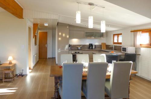 Villars-sur-Ollon Apartment | Apartment La Haute Cîme 16 by Interhome
