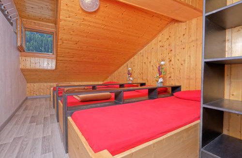 Bourg-Saint-Pierre Hostel | Petit Vélan - Coworking & Coliving