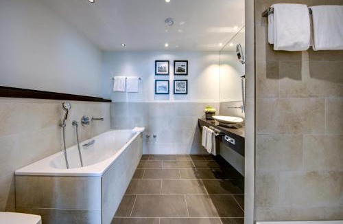 Neuchatel Hotel | Hotel Beaulac