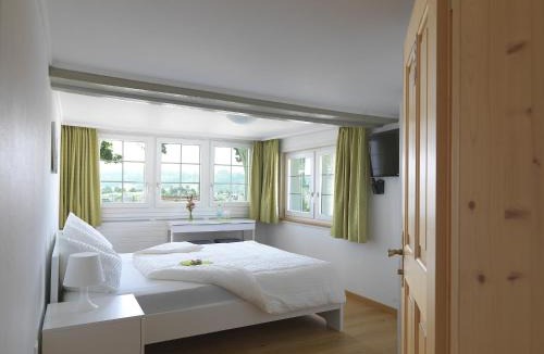 Teufen Bed & Breakfast | Hotel B&BAlpenheim