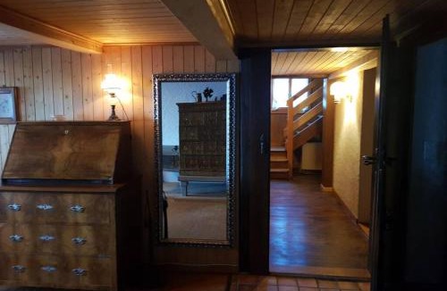 Greppen Apartment | Bauernhaus mit Charme, Traumaussicht und Sauna