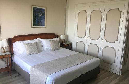Casbeno Hotel | Palace Grand Hotel Varese