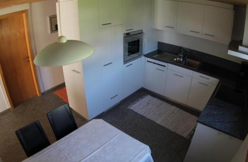 Acletta Apartment | Ferienwohnung Rigoleth