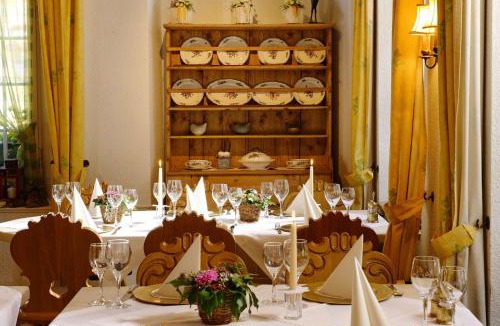 Wilderswil Hotel | Baeren Hotel, The Bear Inn