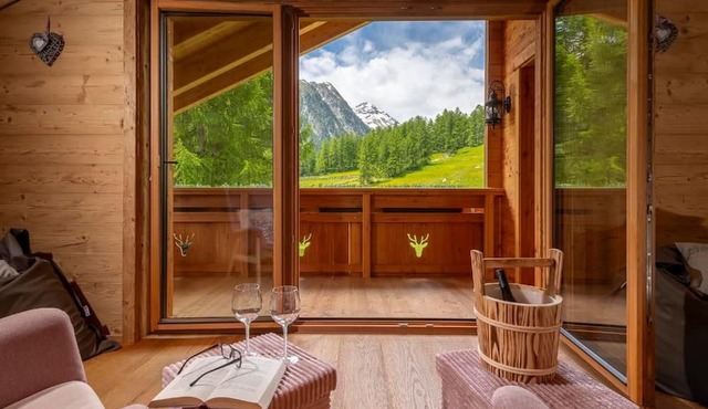Engadin Chalet - Private Spa Retreat