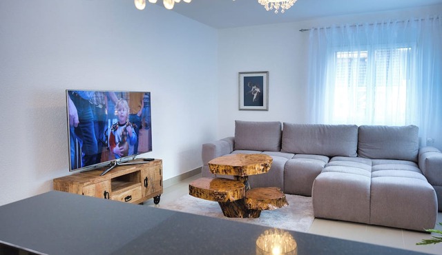 Modern Station Apartment Möhlin