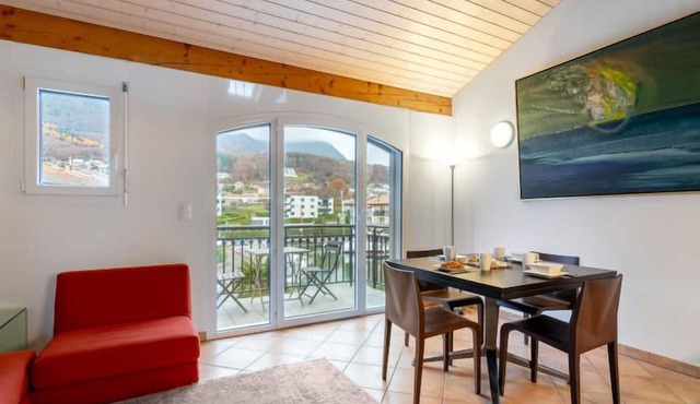 Tasman S16/2 by Interhome