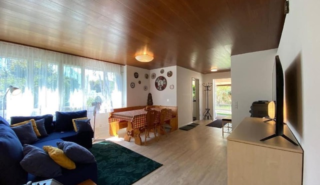 Marcello‘s Paradise - Ferien direkt am See! by Interhome