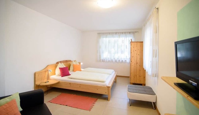 Apartment 'Peter Paul Gartenapt. Palme' with Mountain View and Private Garden