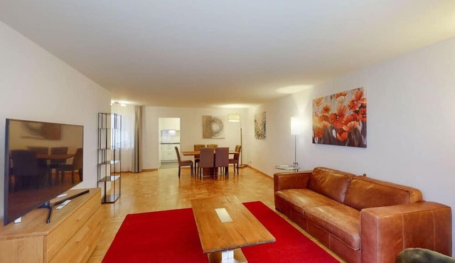 Fantastic 2BD flat/near lake/110sqm (Mainau 10)