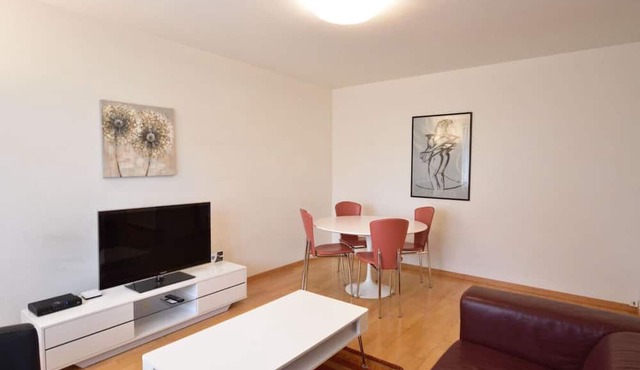 Quiet 1BR in city center - Mill 4.12