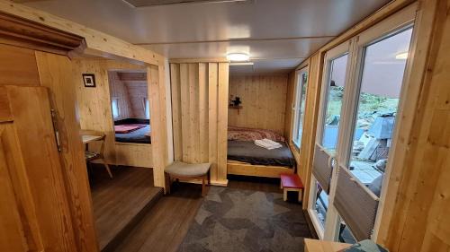 Hütte 28