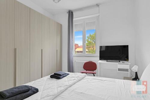 ADR16 Elegant Three-Room Flat in a Peaceful Area
