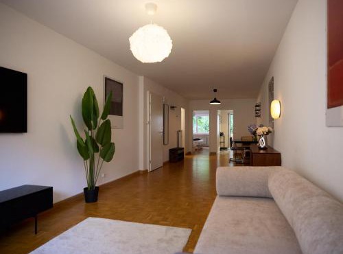 Central Vintage Apartment with Free BaselCard