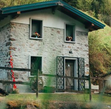 ALLA STALLA Suite & Chalet