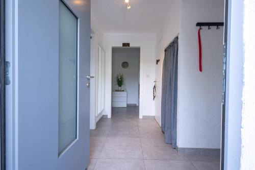 Grand appartement rénové - Calme & confortable