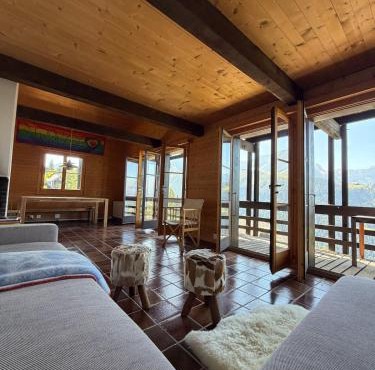 Beautiful chalet with exceptional views, very quiet