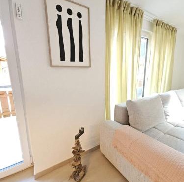 Habibi Apartment - Aare Jungfrau AG