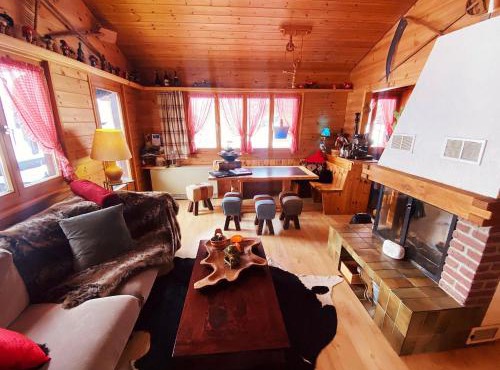 Alp Chnorz Rooms