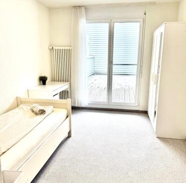 Private 5 bedroom for large Groups