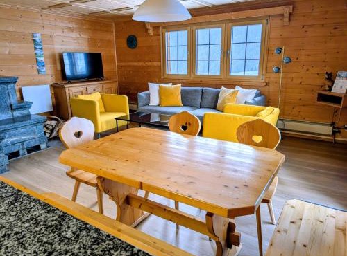 Maisonette-Wohnung in Rueras bei Sedrun - 200m zum Bahnhof - Perfekt für Ski & Ausflüge
