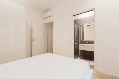 Montenero Suites 73 - Free WiFi - Duomo & 5 Giornate
