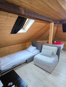 Attic Loft with rooftop terrace!