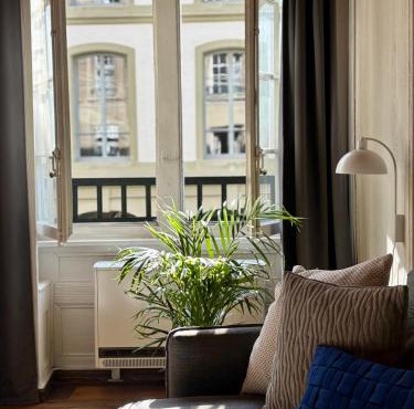 Old City Gem-Very Comfy Bed-Bakery Downstairs