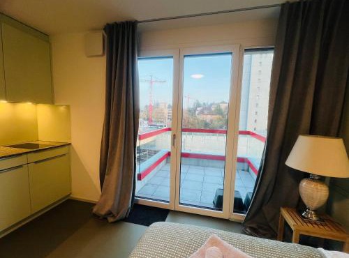 Modern Living, Luxe Studio Zurich