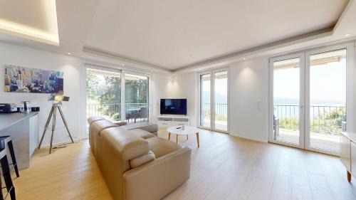 Superb lakeview flat - in the heart of Lavaux