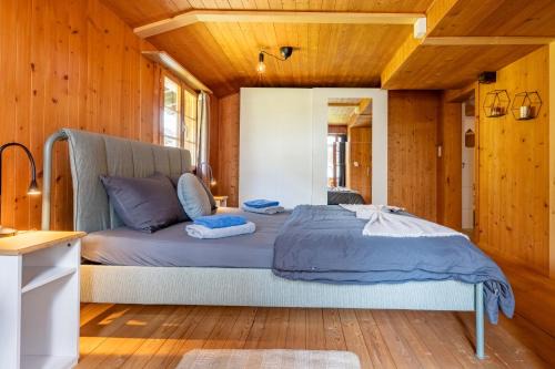 Lovely & great equipped wooden Alp Chalet flat