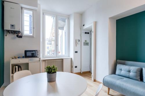 Bramante Luxury Apartments by InnStay