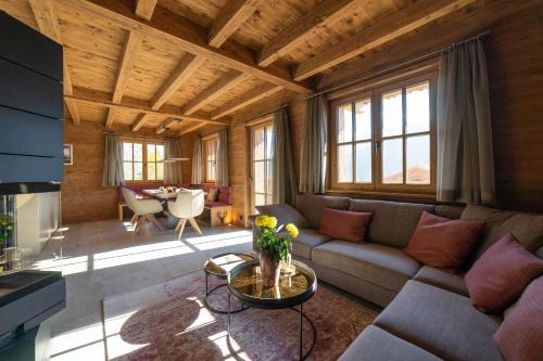 Chalet Hinterrugg - Luxury, Sauna, Whirlpool & Mountain View