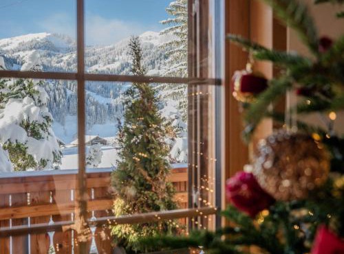 Modernes Chalet mit Sauna, Whirlpool und Bergblick
