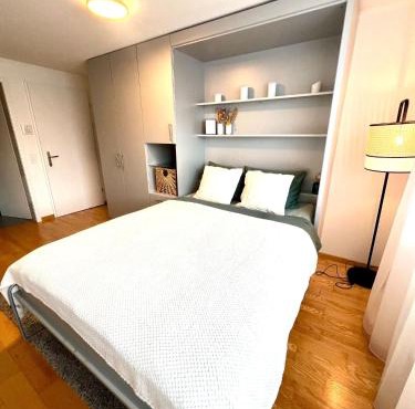 Bijou Serene klitzekleine Wohnung mit Seeblick