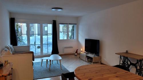 Appartement avec terrasse ensoleillée