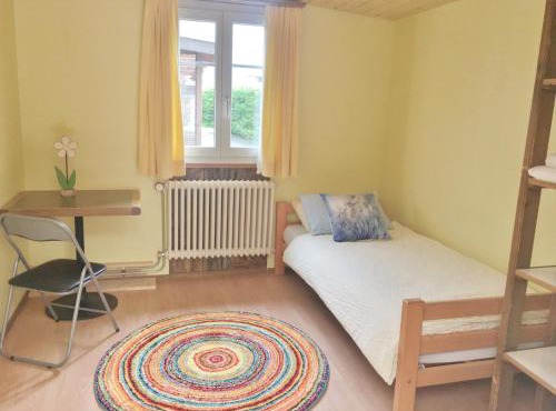 Schutzenbach Backpackers For Adults 18-32 years only