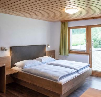 Apartment Madlaina