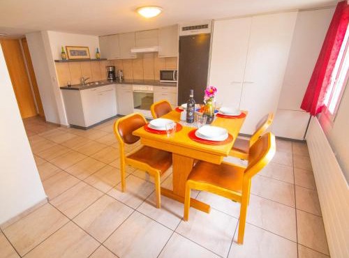 Sunny Day Holiday Apartment